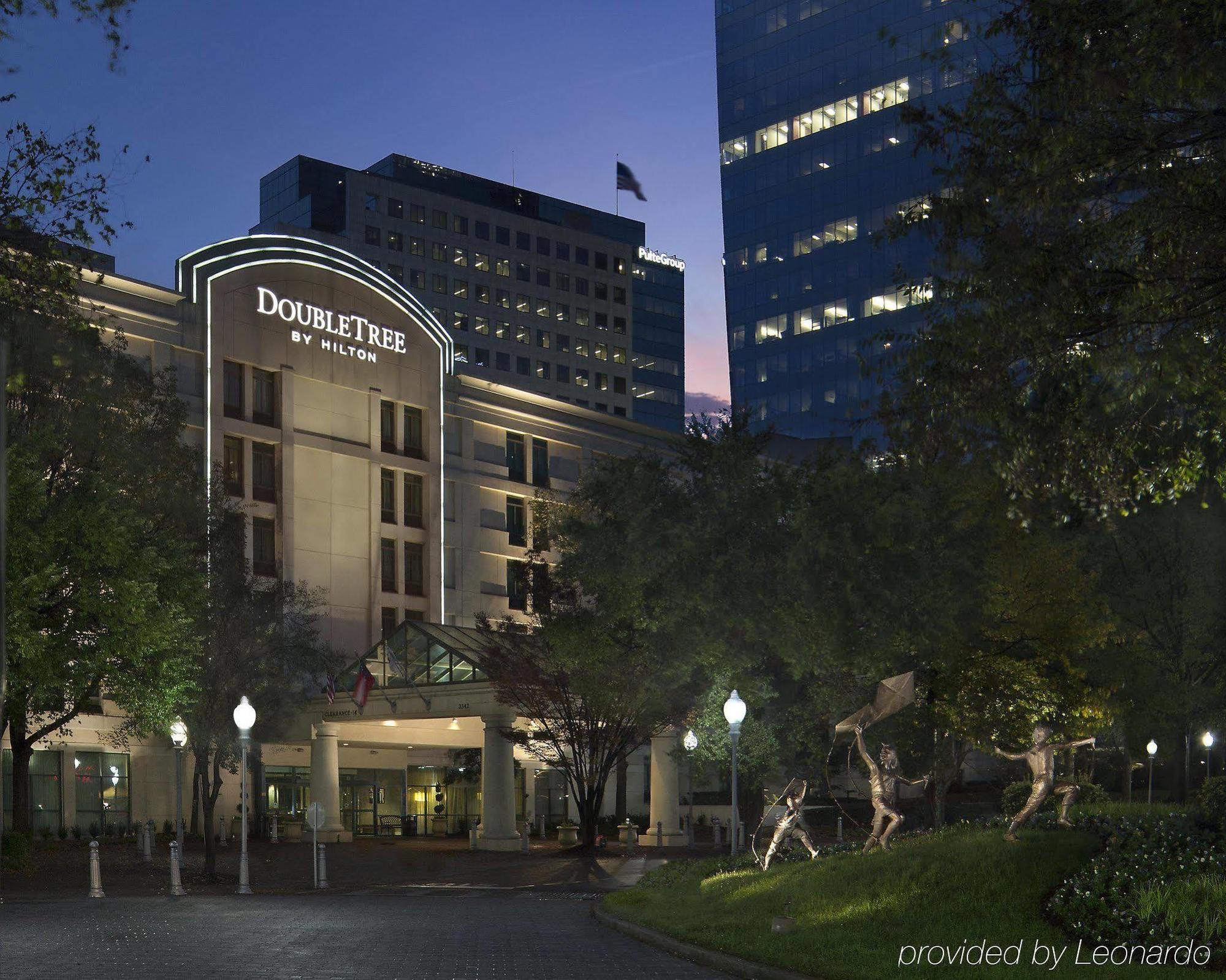Hilton Garden Inn Atlanta-Buckhead Exterior photo